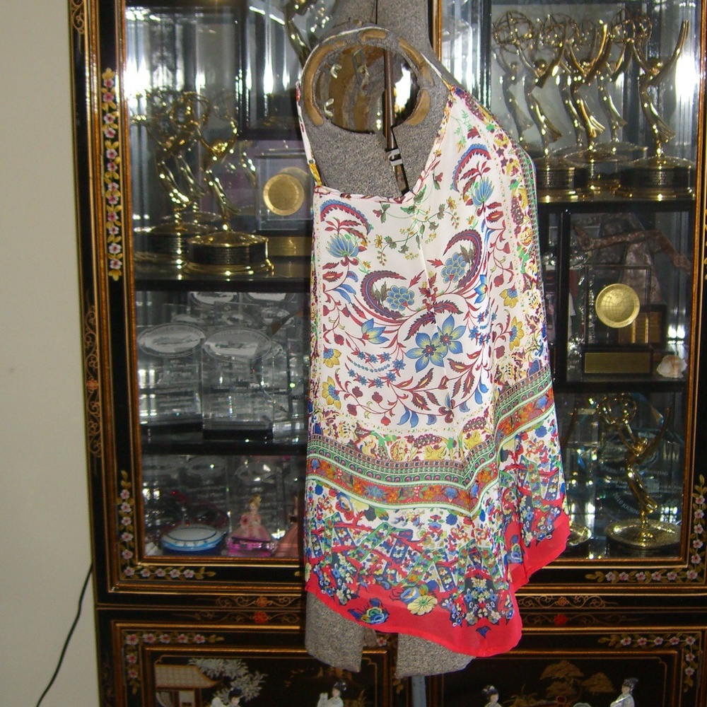 COLLECTIVE CONCEPTS MULTI-COLOR PRINT CAMISOLE TOP - Picture 2 of 4